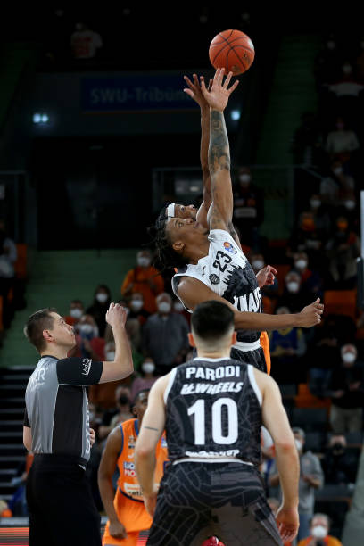 无论是控球 无论是控球