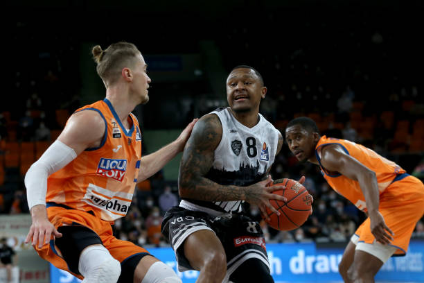 场风格都代 场风格都代